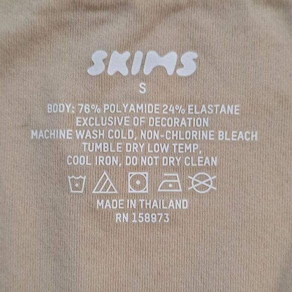 Skims ladies bodysuit NWT - Picture 9 of 9